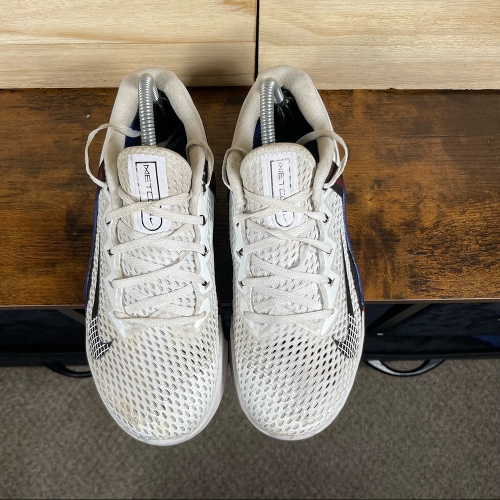 metcon 6 red white blue